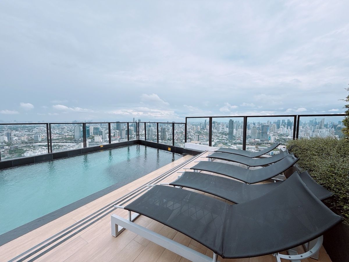 For SaleCondoRama9, Petchburi, RCA : 𝐋𝐀𝐍𝐃𝐌𝐀𝐑𝐊 @𝐌𝐑𝐓 𝐑𝐀𝐌𝐀 𝟗 Free down payment, comfortable installments 𝟏𝟐, 𝟎𝟎𝟎/month, full discount Ready Free every fee, yes, every urgent