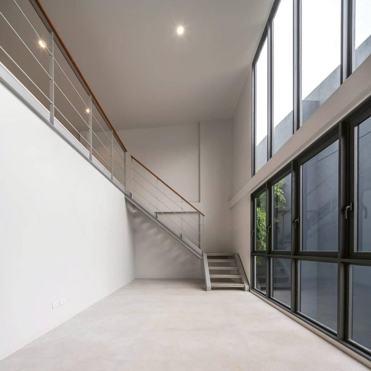 ขายสำนักงานสุขุมวิท อโศก ทองหล่อ : 🏢 อาคารสำนักงานให้เช่า / ขาย – สุขุมวิท 62 (RB893)