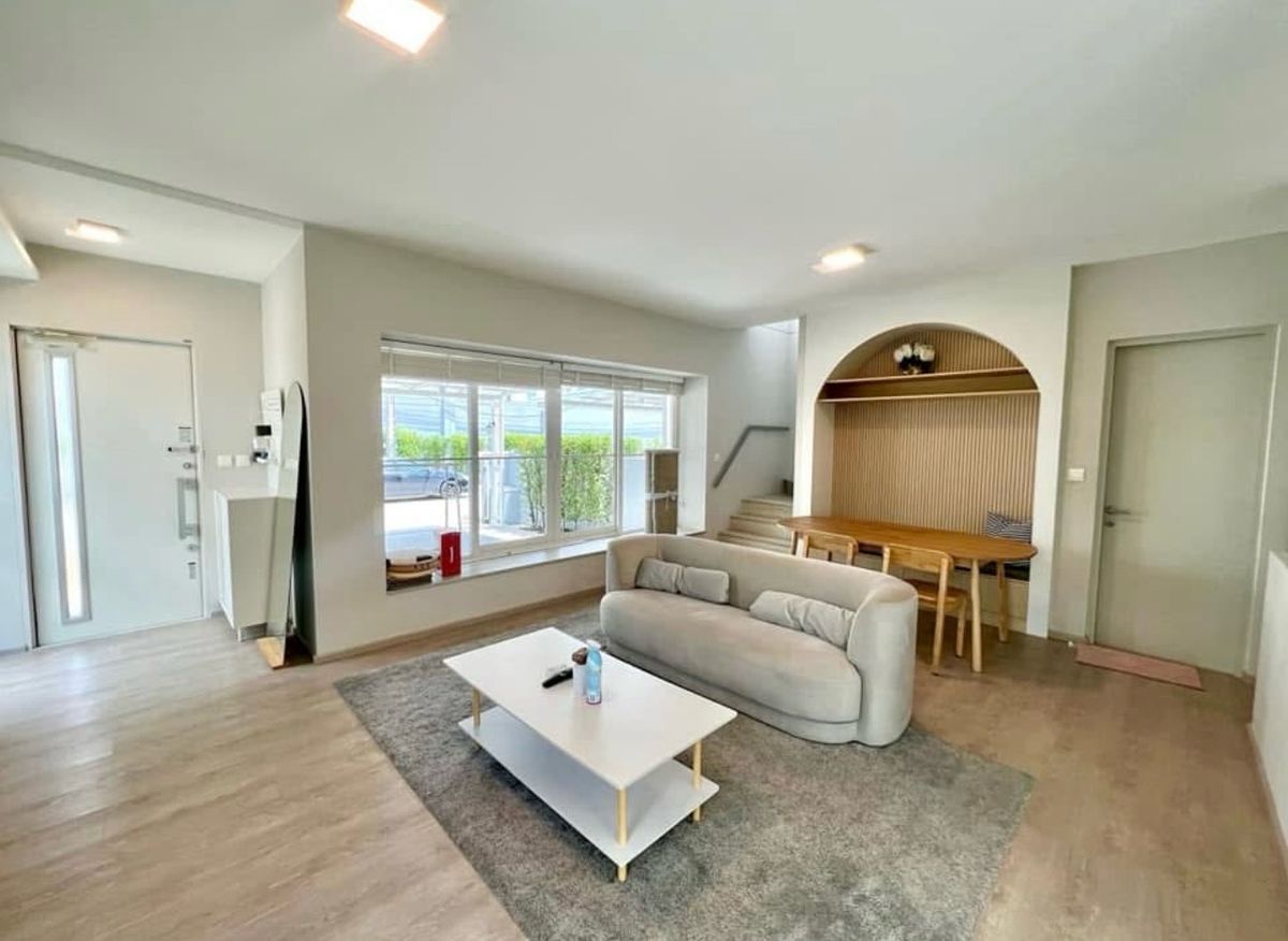 ให้เช่าบ้านบางนา แบริ่ง ลาซาล : 💥ForRent💥Anya Bangna-Ramkhamhang 2 🏡 Near Mega Bangna ‼️Pet Friendly 🐶🐱 Fully furnished ✨