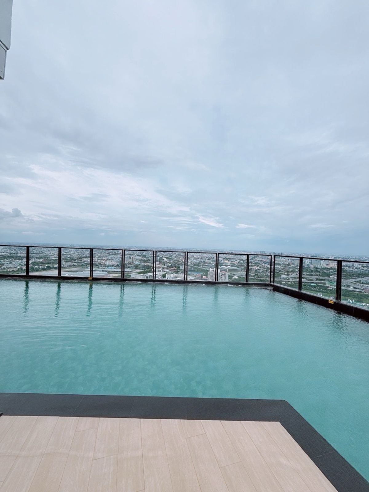 For SaleCondoRama9, Petchburi, RCA : 𝐋𝐀𝐍𝐃𝐌𝐀𝐑𝐊 @𝐌𝐑𝐓 𝐑𝐀𝐌𝐀 𝟗 Free down payment, comfortable installments 𝟏𝟐, 𝟎𝟎𝟎/month, full discount Ready Free every fee, yes, every urgent