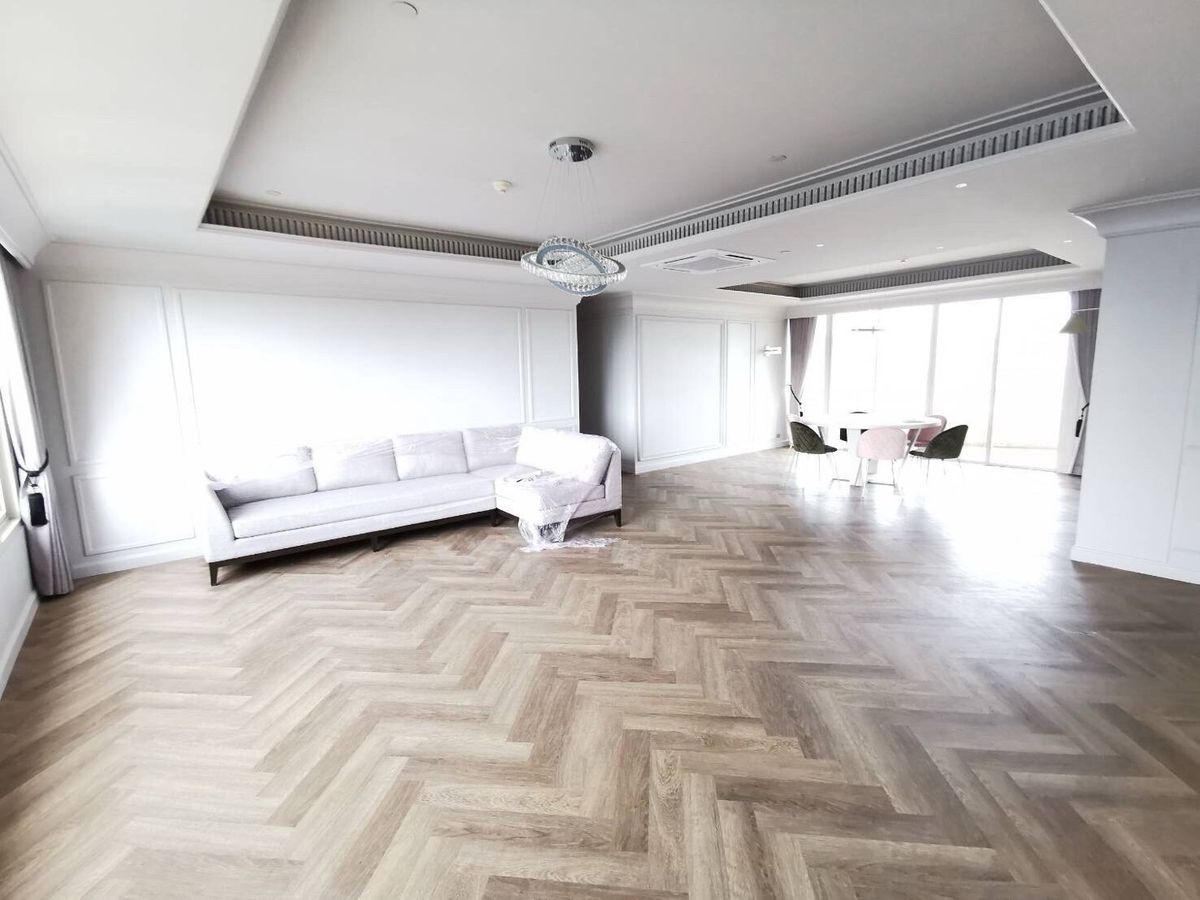 For SaleCondoSukhumvit, Asoke, Thonglor : Condo for sale, Hampton Thonglor 10, size 235 SQ.M 4 Bath 5 Bath, only 55 MB !! Contact 086-795-9997 (Jimmy)