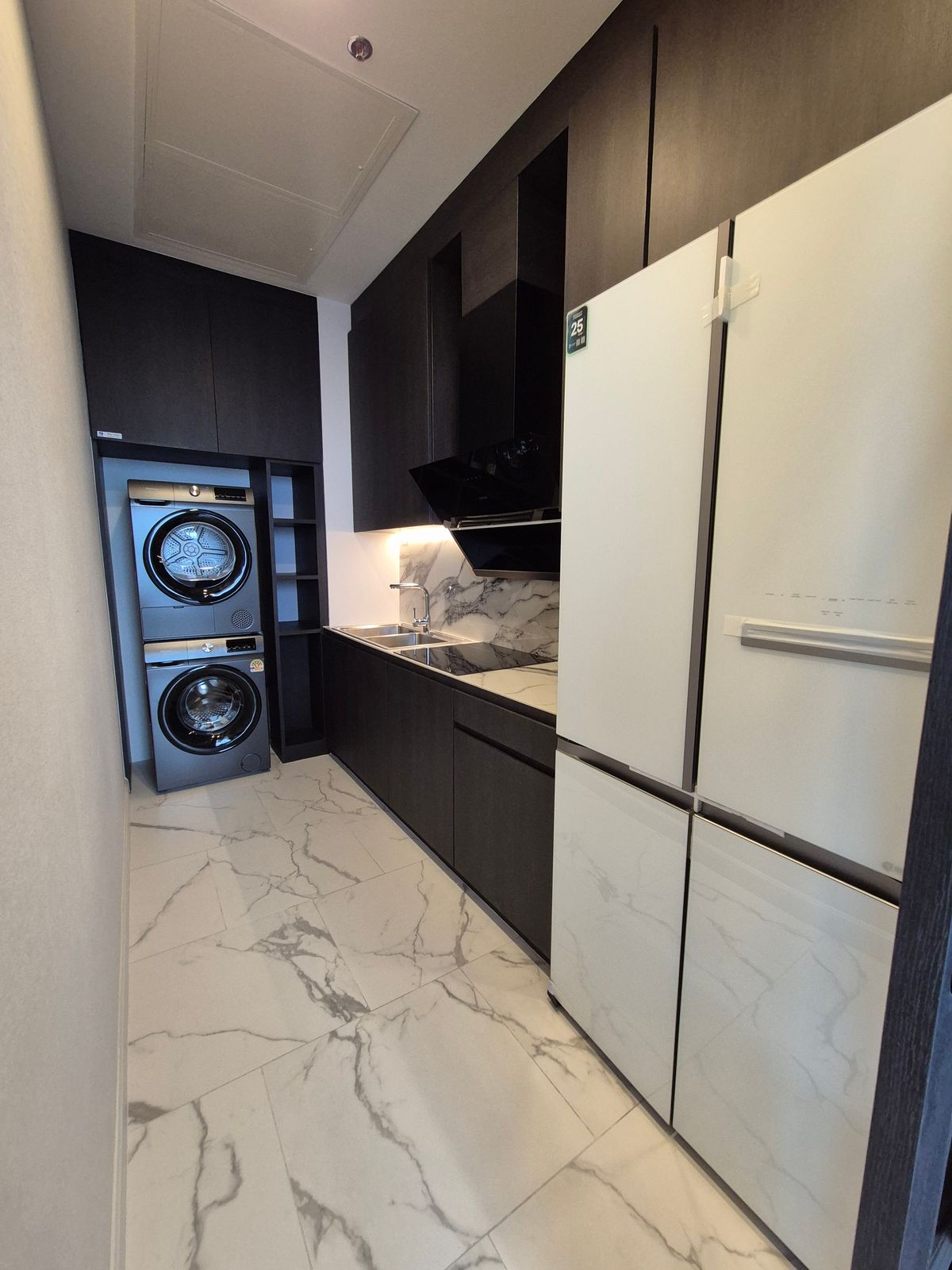 For SaleCondoRama9, Petchburi, RCA : 🔥( DUPLEX PENTHOUSE!! ) #Special room Landmark @MRTA Station Rama 9, hotel-style service, Branded Residences