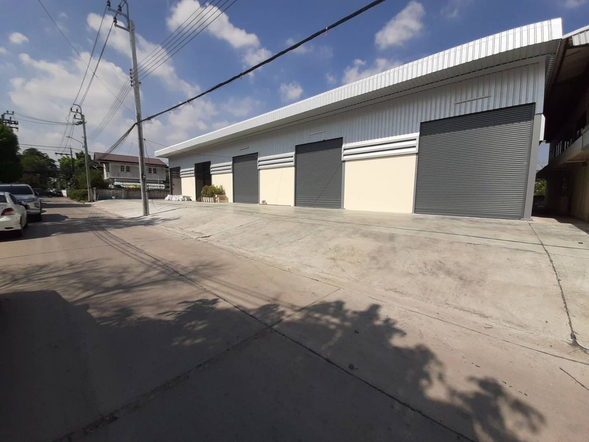 For RentWarehouseChaengwatana, Muangthong : Rent a warehouse 160 sqm. Good location, cheap price, Pak Kred Tiwanon-Srisaman-Songprapha-Muang Thong Thani