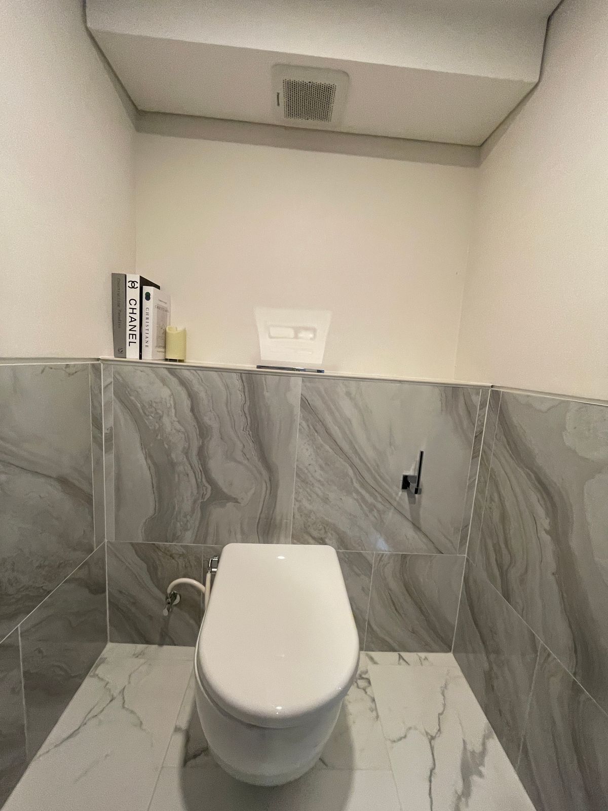 ขายคอนโดพระราม 9 เพชรบุรีตัดใหม่ RCA : ขายคอนโด แลนด์มาร์ค แอท เอ็มอาร์ทีเอ สเตชั่น: Penthouses 3 ห้องน้อน 3 ห้องน้ำ ตกแต่งครบพร้อมเข้าอยู่  นิยามใหม่ของการใช้ชีวิตใจกลางกรุงเทพฯ คอนโดมิเนียม Branded Residence โดย Cassia (Banyan Group) Mega Mixed-Use ใกล้ MRT สายสีส้ม เพียง 350 เมตร  