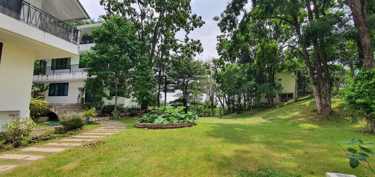 For SaleHousePak Chong KhaoYai : Sell ​​Khao Yai Villa, Pak Chong 2 rai.