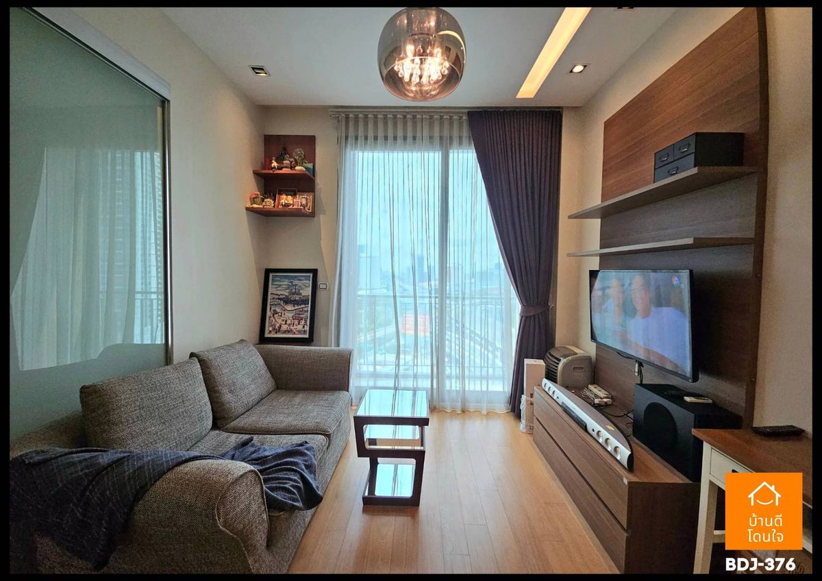 For SaleCondoLadprao, Central Ladprao : Special discount Equinox Equinox Phahon-Vipa (39.82 sq.m.) near the five Lat Phrao Intersection for 5 minutes to BTS and MRT.