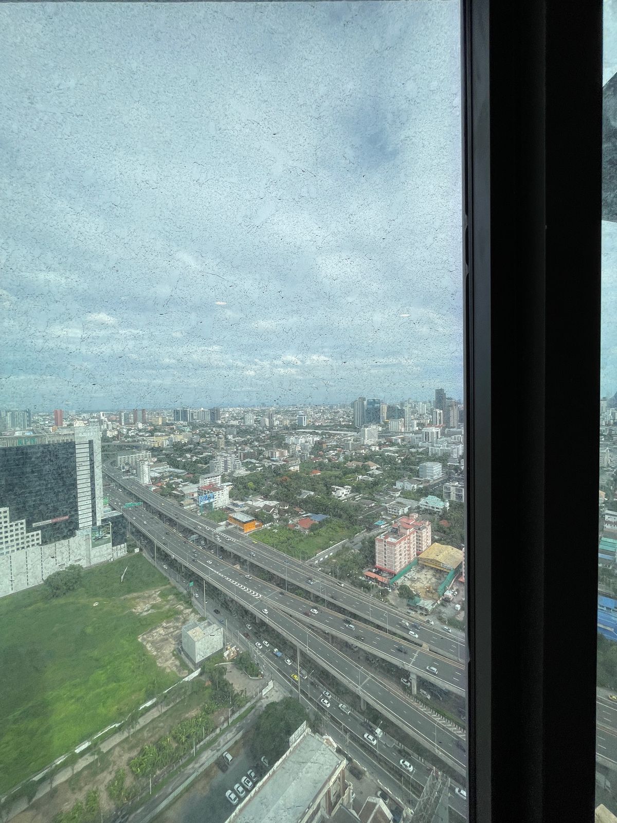 ขายคอนโดพระราม 9 เพชรบุรีตัดใหม่ RCA : ขายคอนโด แลนด์มาร์ค แอท เอ็มอาร์ทีเอ สเตชั่น: Penthouses 3 ห้องน้อน 3 ห้องน้ำ ตกแต่งครบพร้อมเข้าอยู่  นิยามใหม่ของการใช้ชีวิตใจกลางกรุงเทพฯ คอนโดมิเนียม Branded Residence โดย Cassia (Banyan Group) Mega Mixed-Use ใกล้ MRT สายสีส้ม เพียง 350 เมตร  