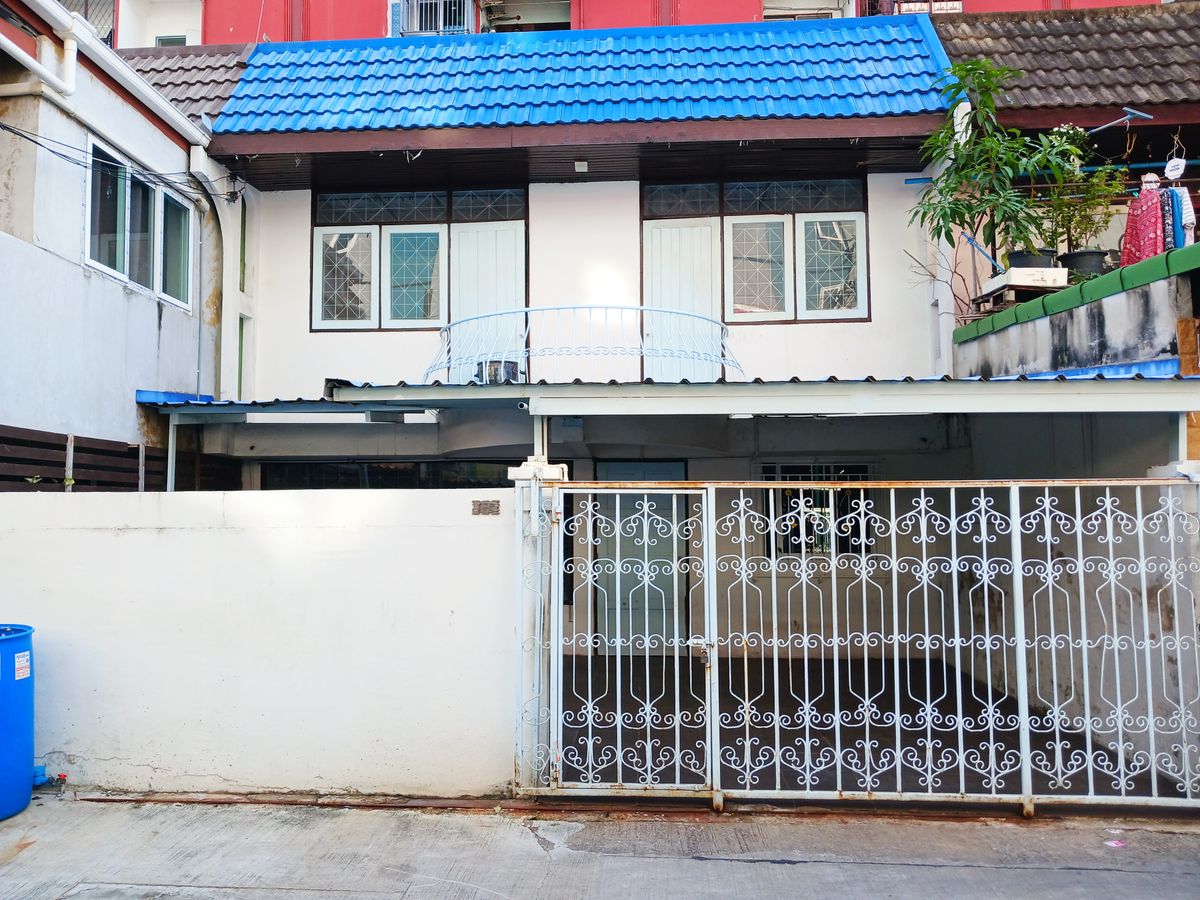 For SaleTownhomeRamkhamhaeng, Hua Mak : 2-storey Townhouse for Sale  in Ramkamhaeng 36