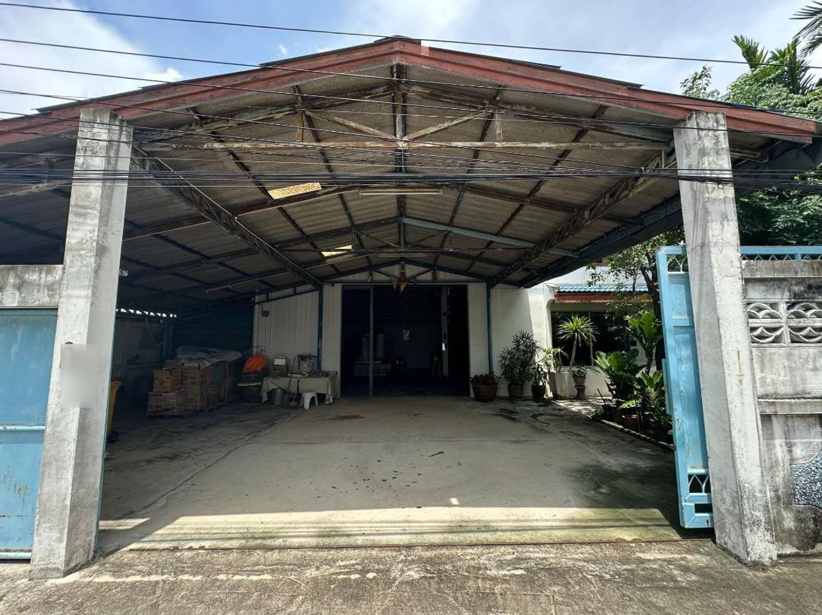 ให้เช่าโกดังบางแค เพชรเกษม : ให้เช่าโกดัง พื้นที่ใช้สอย 310 ตรม. พร้อมออฟฟิส,ห้องพักคนงาน 4 ห้อง และห้องน้ำ 3 ห้อง ทำเลบางแวก บางแค สาย1 สาย2