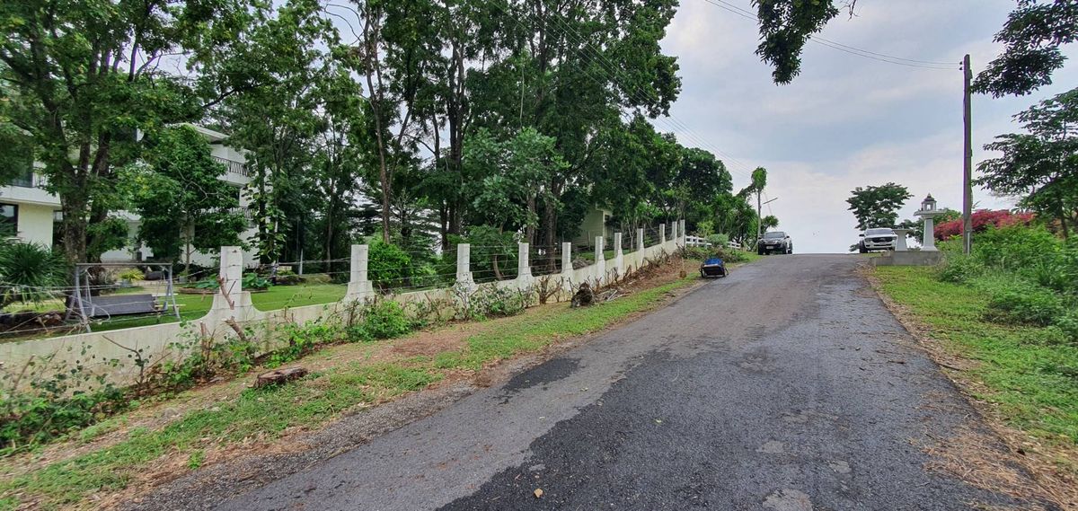 For SaleHousePak Chong KhaoYai : Sell ​​Khao Yai Villa, Pak Chong 2 rai.