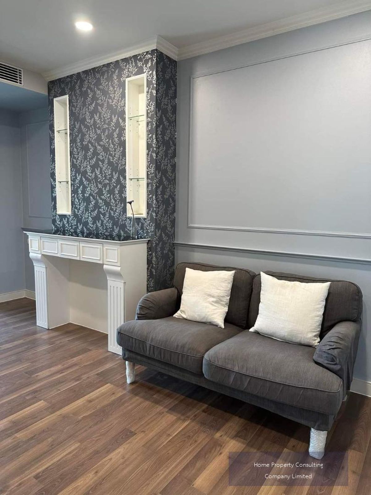 For SaleCondoOnnut, Udomsuk : Quick sale, cheap sales! The Room Sukhumvit 62, near BTS Punnawithi (14 m/1 minute), interested in negotiating @condobkk (with @) Code H33188