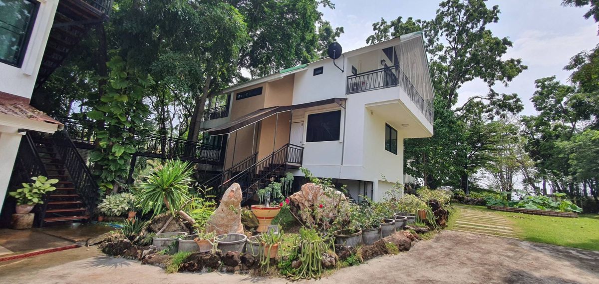 For SaleHousePak Chong KhaoYai : Sell ​​Khao Yai Villa, Pak Chong 2 rai.