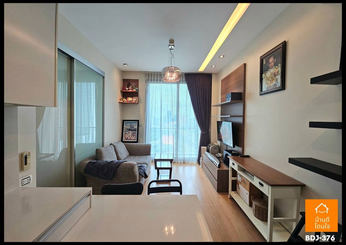 ขายคอนโดลาดพร้าว เซ็นทรัลลาดพร้าว : ลดราคาพิเศษ Equinox อีควิน็อคซ์ พหล-วิภา (39.82 ตร.ม.) ใกล้ห้าแยกลาดพร้าว 5นาที ถึง BTS และ MRT