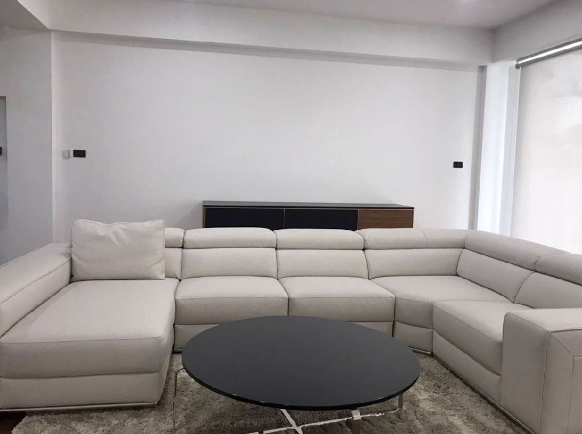 ขายทาวน์โฮมสุขุมวิท อโศก ทองหล่อ : ขาย Townhome Prompak Place ขนาด 180 Sq.m พิเศษเพียง 25.75 MB ติดต่อ 086-795-9997 (จิมมี่)