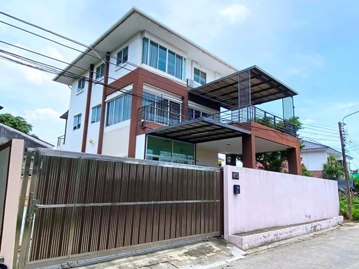 ให้เช่าอาคารพาณิชย์เกษตร นวมินทร์ ลาดปลาเค้า : พหล ประเสริฐมนูกิจ 1-11 จอดรถ 6คัน ม.เกษตร ลาดปลาเค้า ให้เช่าคฤหาสน์ เดี่ยว 5นอน 3 ชั้น 100 ตร.ว. 400 ตร.ม. สุกี้ตี๋น้อย เกษตร-นวมินทร์