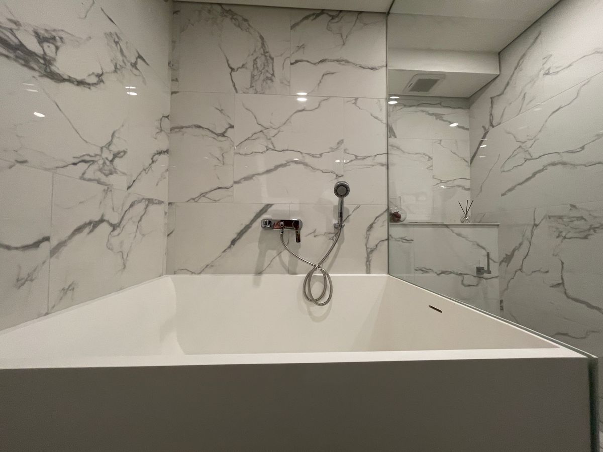 ขายคอนโดพระราม 9 เพชรบุรีตัดใหม่ RCA : ขายคอนโด แลนด์มาร์ค แอท เอ็มอาร์ทีเอ สเตชั่น: Penthouses 3 ห้องน้อน 3 ห้องน้ำ ตกแต่งครบพร้อมเข้าอยู่  นิยามใหม่ของการใช้ชีวิตใจกลางกรุงเทพฯ คอนโดมิเนียม Branded Residence โดย Cassia (Banyan Group) Mega Mixed-Use ใกล้ MRT สายสีส้ม เพียง 350 เมตร  