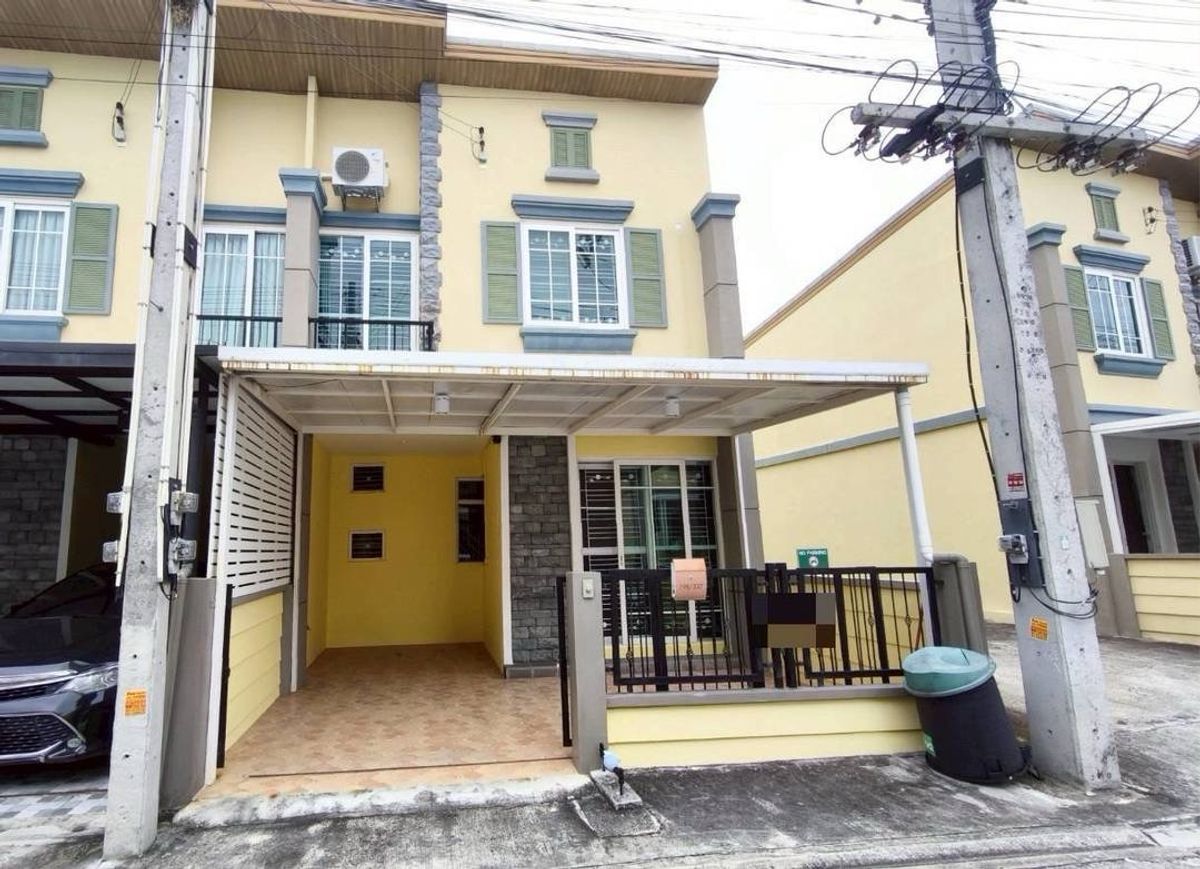 For RentTownhomePattaya, Bangsaen, Chonburi : 2 -story townhouse for rent Nine kilograms-Sriracha Near Sahapat-Laem Chabang At an affordable price