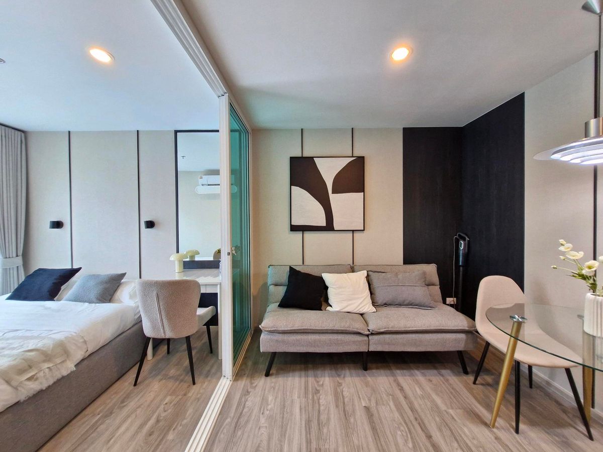 For RentCondoBangna, Bearing, Lasalle : Regent Home 12k. Line ID: 0982162681