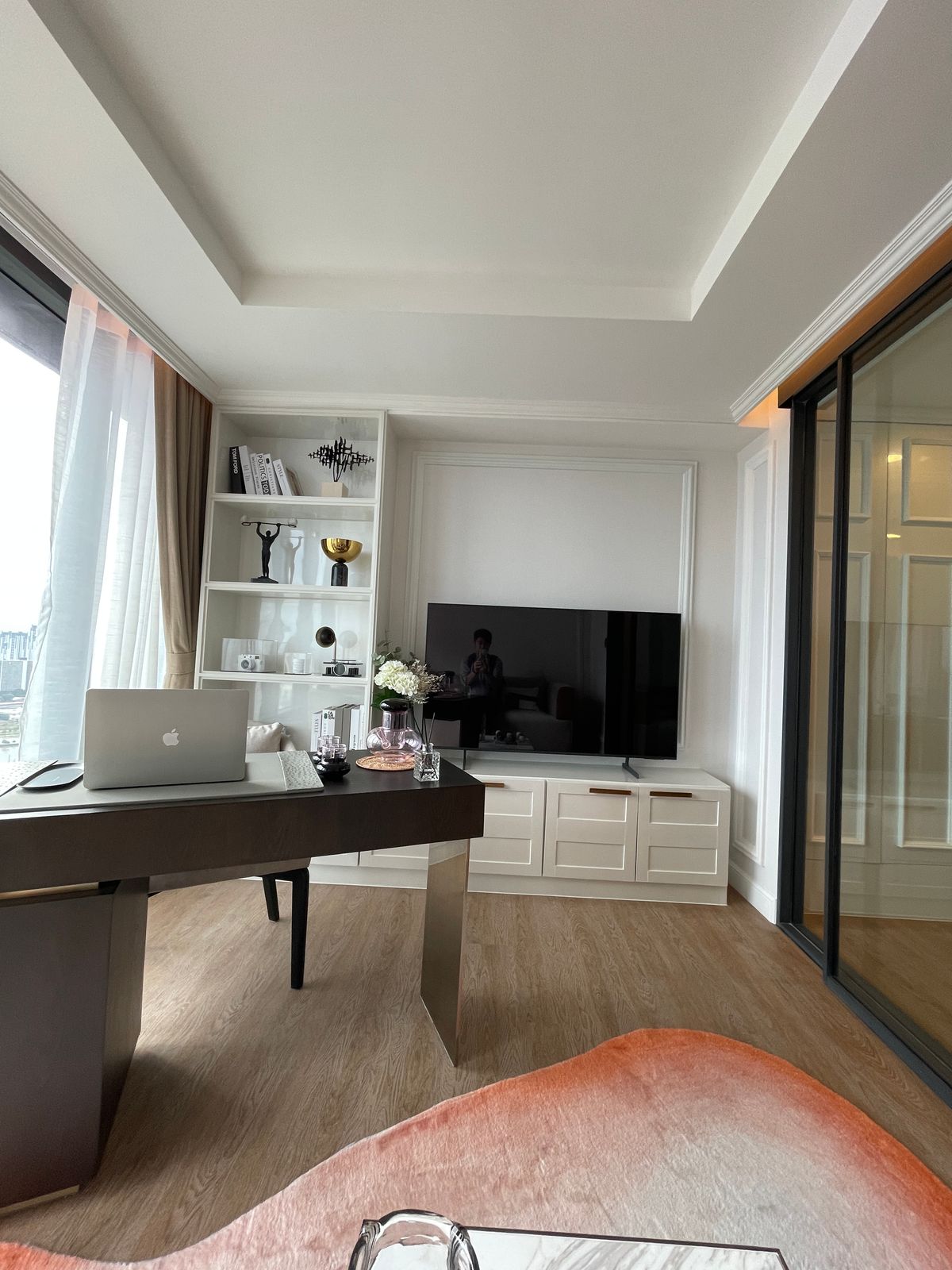 ขายคอนโดพระราม 9 เพชรบุรีตัดใหม่ RCA : ขายคอนโด แลนด์มาร์ค แอท เอ็มอาร์ทีเอ สเตชั่น: Penthouses 3 ห้องน้อน 3 ห้องน้ำ ตกแต่งครบพร้อมเข้าอยู่  นิยามใหม่ของการใช้ชีวิตใจกลางกรุงเทพฯ คอนโดมิเนียม Branded Residence โดย Cassia (Banyan Group) Mega Mixed-Use ใกล้ MRT สายสีส้ม เพียง 350 เมตร  