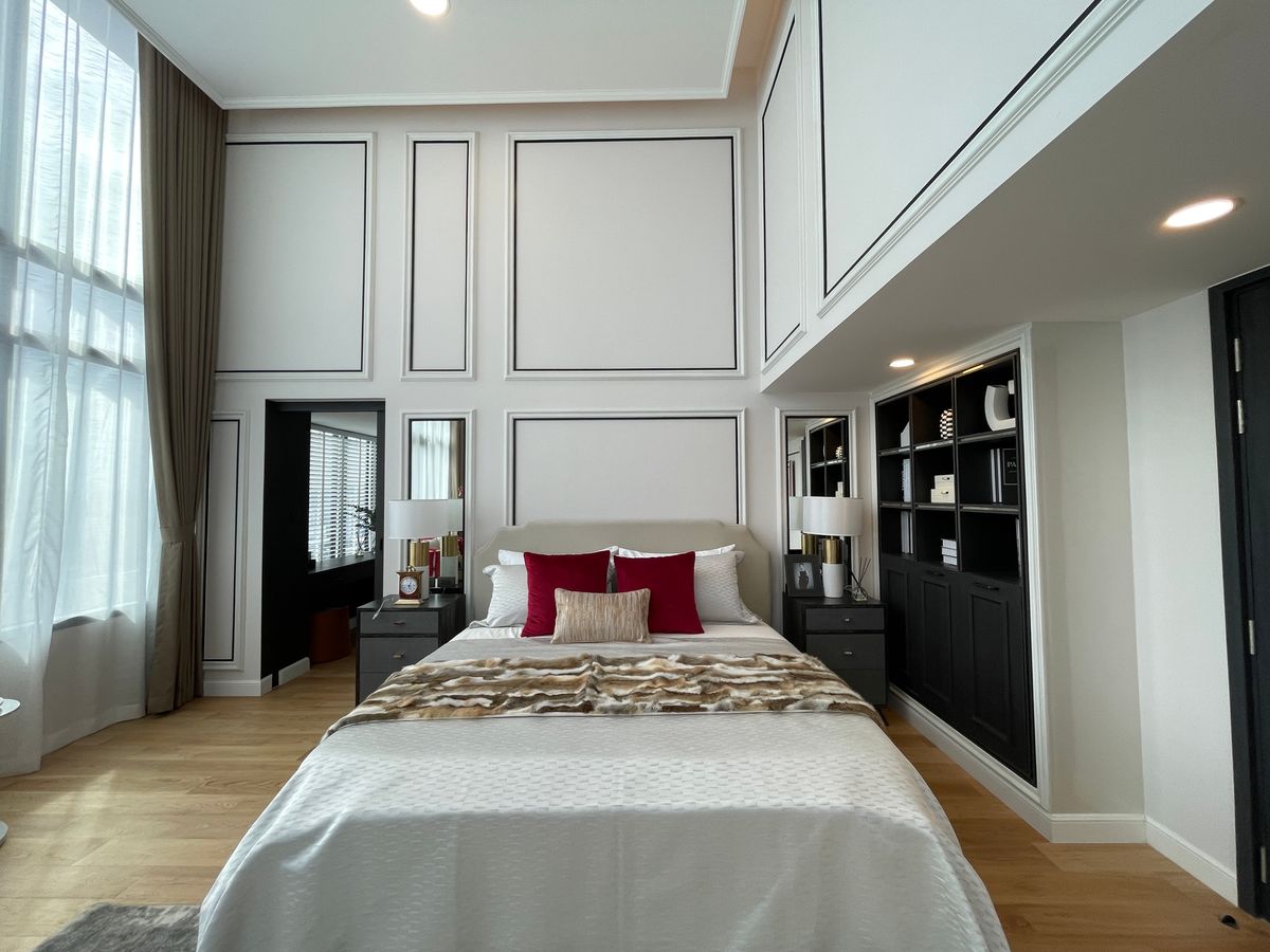 ขายคอนโดพระราม 9 เพชรบุรีตัดใหม่ RCA : ขายคอนโด แลนด์มาร์ค แอท เอ็มอาร์ทีเอ สเตชั่น: Penthouses 3 ห้องน้อน 3 ห้องน้ำ ตกแต่งครบพร้อมเข้าอยู่  นิยามใหม่ของการใช้ชีวิตใจกลางกรุงเทพฯ คอนโดมิเนียม Branded Residence โดย Cassia (Banyan Group) Mega Mixed-Use ใกล้ MRT สายสีส้ม เพียง 350 เมตร  