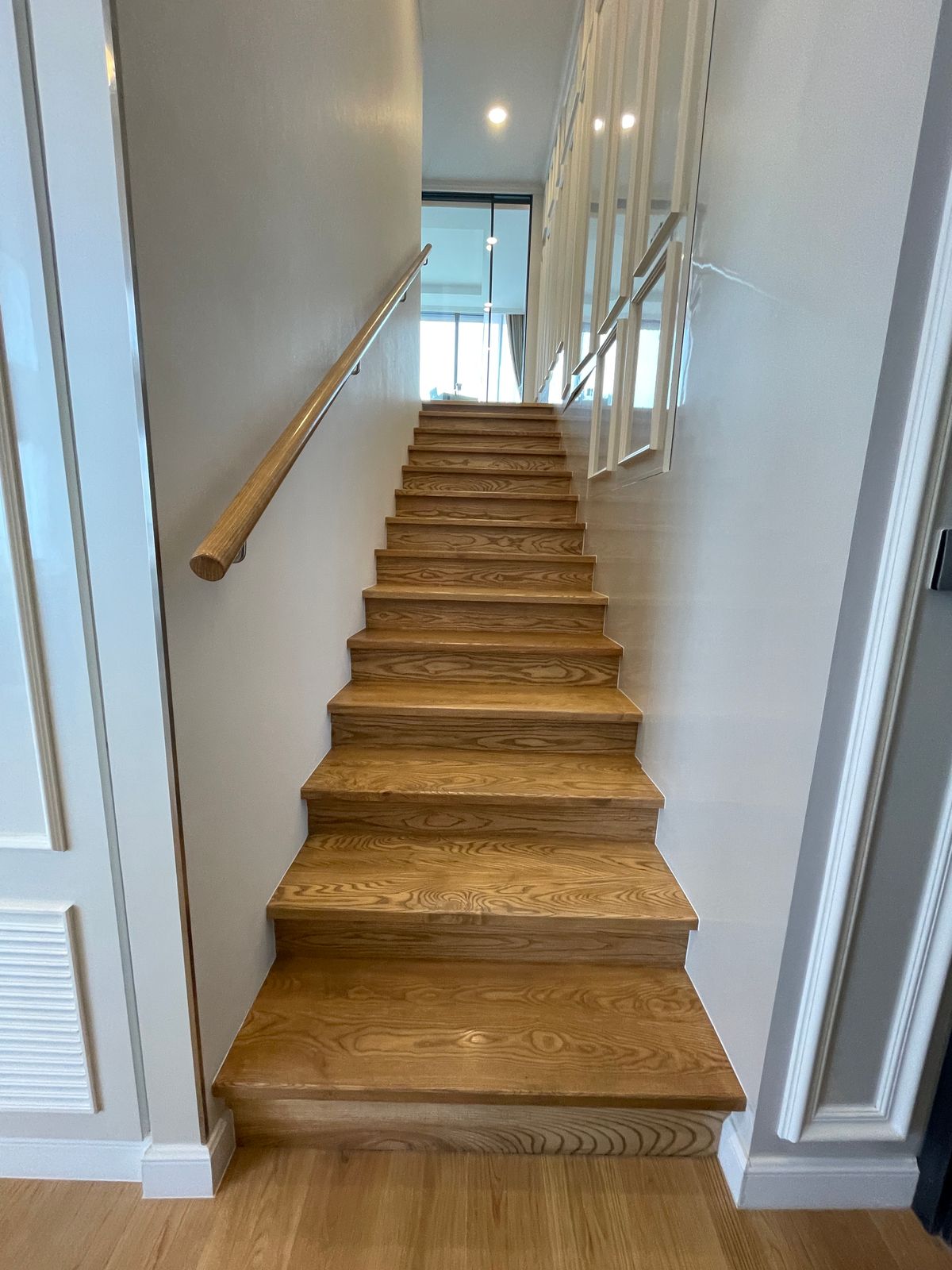 ขายคอนโดพระราม 9 เพชรบุรีตัดใหม่ RCA : ขายคอนโด แลนด์มาร์ค แอท เอ็มอาร์ทีเอ สเตชั่น: Penthouses 3 ห้องน้อน 3 ห้องน้ำ ตกแต่งครบพร้อมเข้าอยู่  นิยามใหม่ของการใช้ชีวิตใจกลางกรุงเทพฯ คอนโดมิเนียม Branded Residence โดย Cassia (Banyan Group) Mega Mixed-Use ใกล้ MRT สายสีส้ม เพียง 350 เมตร  