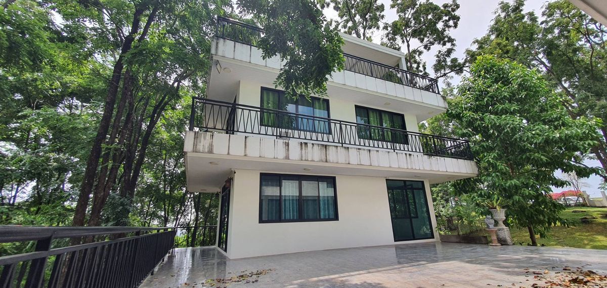 For SaleHousePak Chong KhaoYai : Sell ​​Khao Yai Villa, Pak Chong 2 rai.