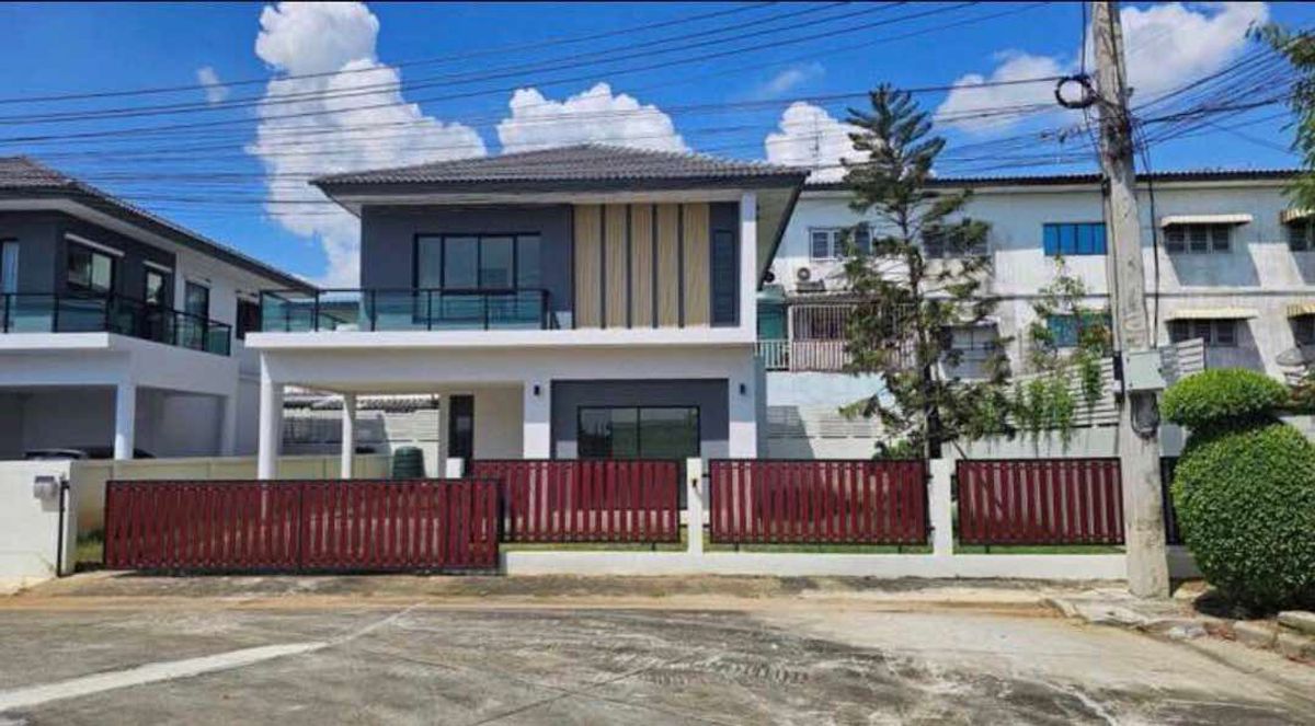ให้เช่าบ้านปทุมธานี รังสิต ธรรมศาสตร์ : ให้เช่าบ้านเดี่ยว ซีพีเอ็น วิลล์ 2 วงแหวน - ลำลูกกา ใกล้ โลตัส รังสิต คลอง 7 เพียง 9 นาที