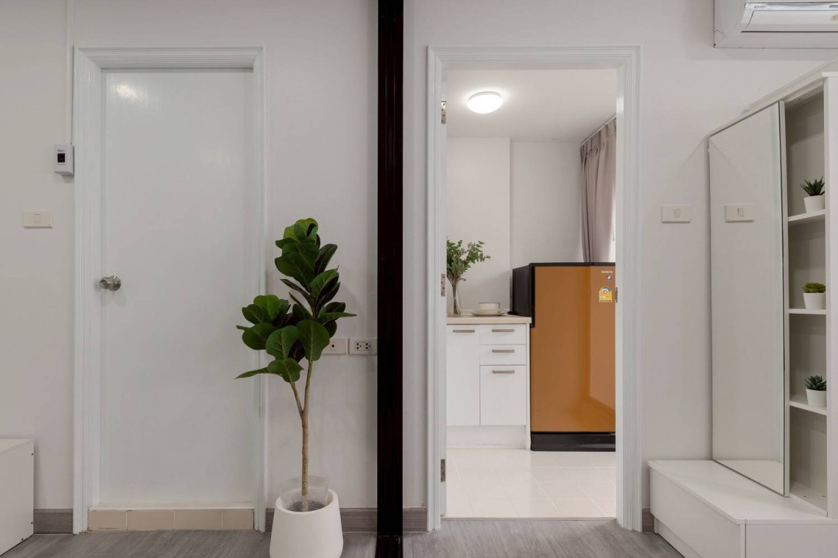 ขายคอนโดลาดพร้าว101 แฮปปี้แลนด์ : ขายคอนโด  ลุมพินี เซ็นเตอร์ นวมินทร์ รีโนเวทใหม่ MRT-บางกะปิ (สายสีเหลือง) คลองจั่น เขต บางกะปิ กรุงเทพ  CX-140174