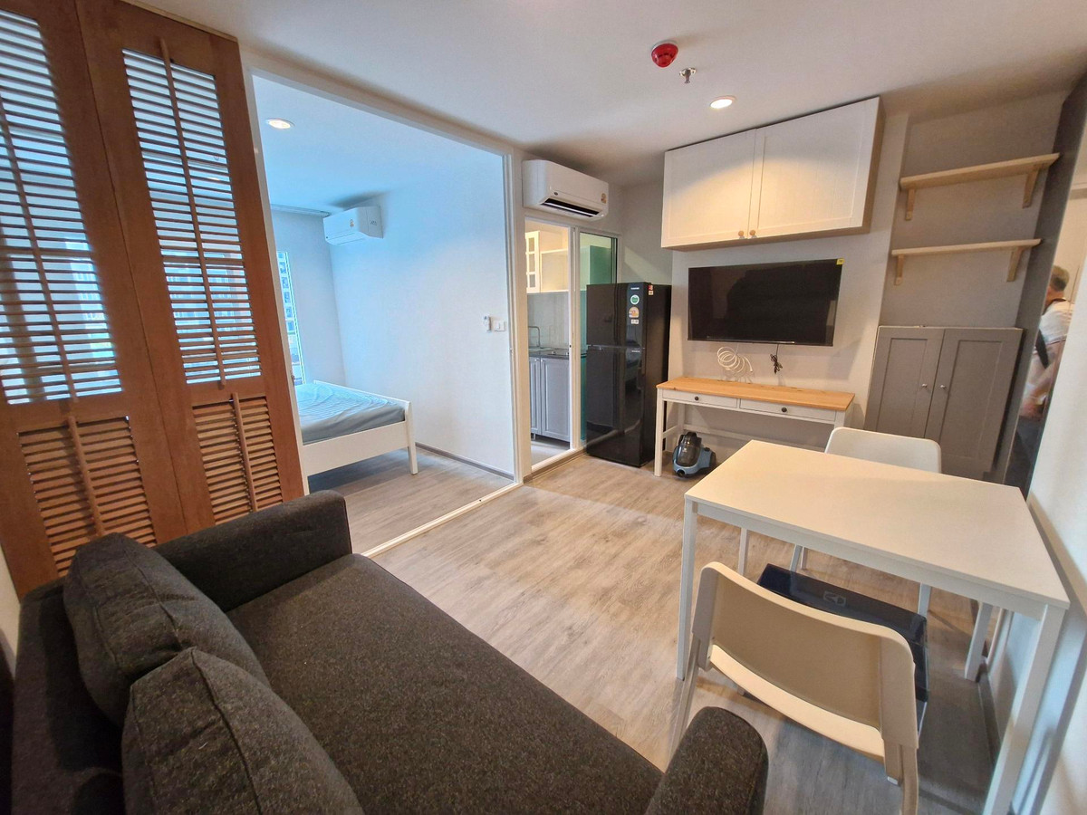 For RentCondoBangna, Bearing, Lasalle : Regent Home 12k. Line ID: 0982162681