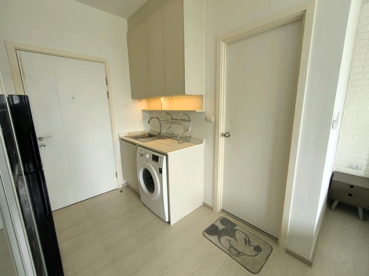 ให้เช่าคอนโดรัชดา ห้วยขวาง : For rent / ให้เช่า Condo Chapter One Eco รัชดา-ห้วยขวาง ตึกH  ชั้น 4 วิวสวย

**  Ready to move in **
Rental : 11,000 Baht/ Month

Area = 23 SQ.M.
Type = Studio 
Floor = 4 th 
Building = H

** Fully Furnished build-in furniture + 