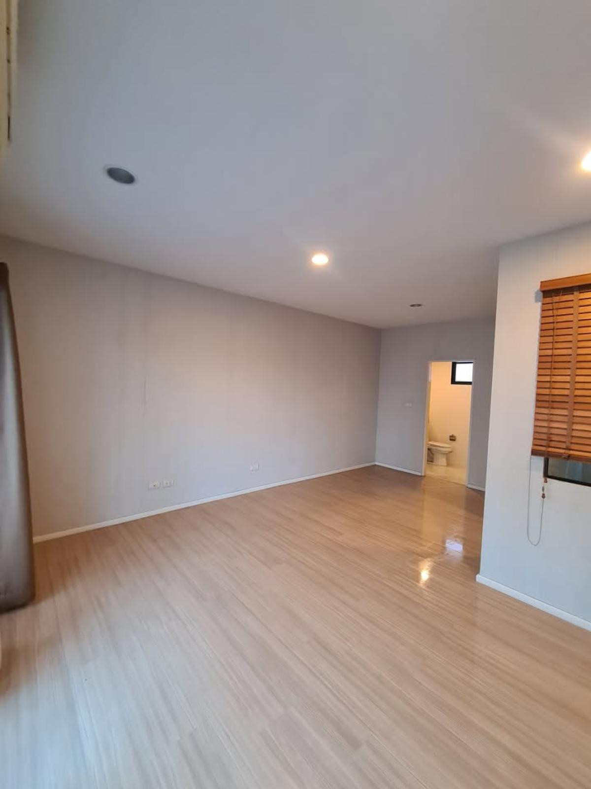 ขายทาวน์โฮมแจ้งวัฒนะ เมืองทอง : ขายทาวน์เฮ้าส์/ทาวน์โฮม  บ้านกลางเมือง งามวงศ์วาน วิวแม่น้ำ ทุ่งสองห้อง เขต หลักสี่ กรุงเทพ  CX-112307