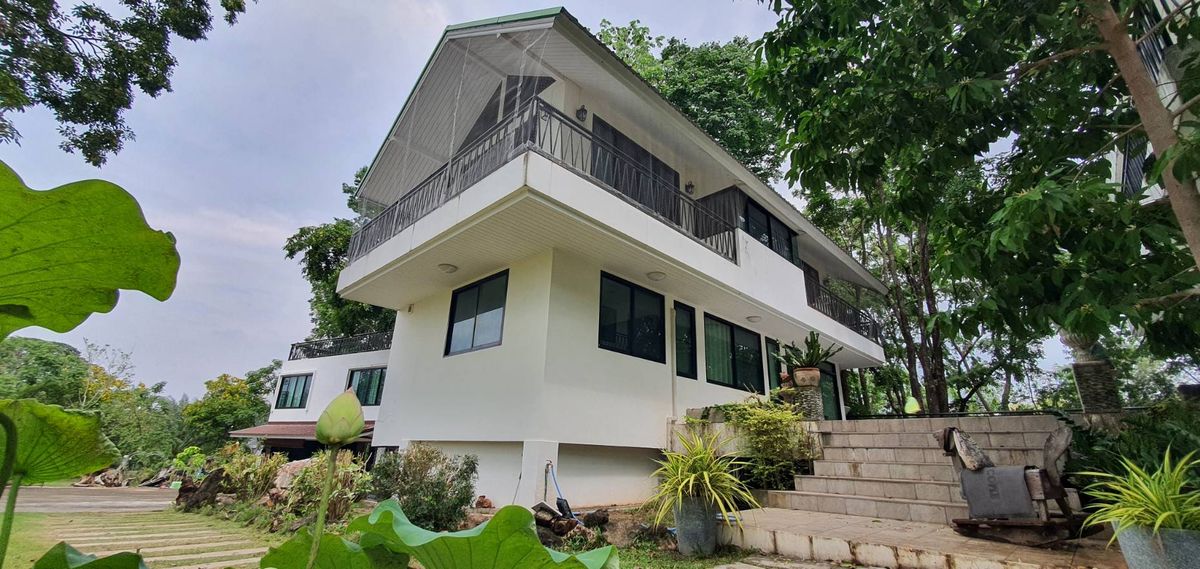 For SaleHousePak Chong KhaoYai : Sell ​​Khao Yai Villa, Pak Chong 2 rai.