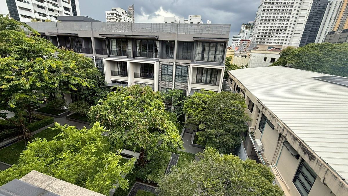 บ้านสุขุมวิท อโศก ทองหล่อ : ★ Quarter 31 ★ 425 sq.m. | 41.6 sq.wa | For rent: 250k, For Sale: 79 MB | 4 bedrooms 5 bathrooms | 086-9299929 Punny