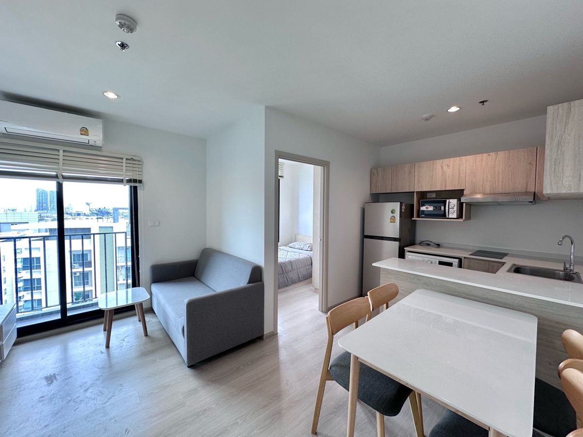 For RentCondoPattanakan, Srinakarin : Newnoble Srinakarin La Salle, available in the room 💖 Beautiful view, high class, add line @RNTCONDO