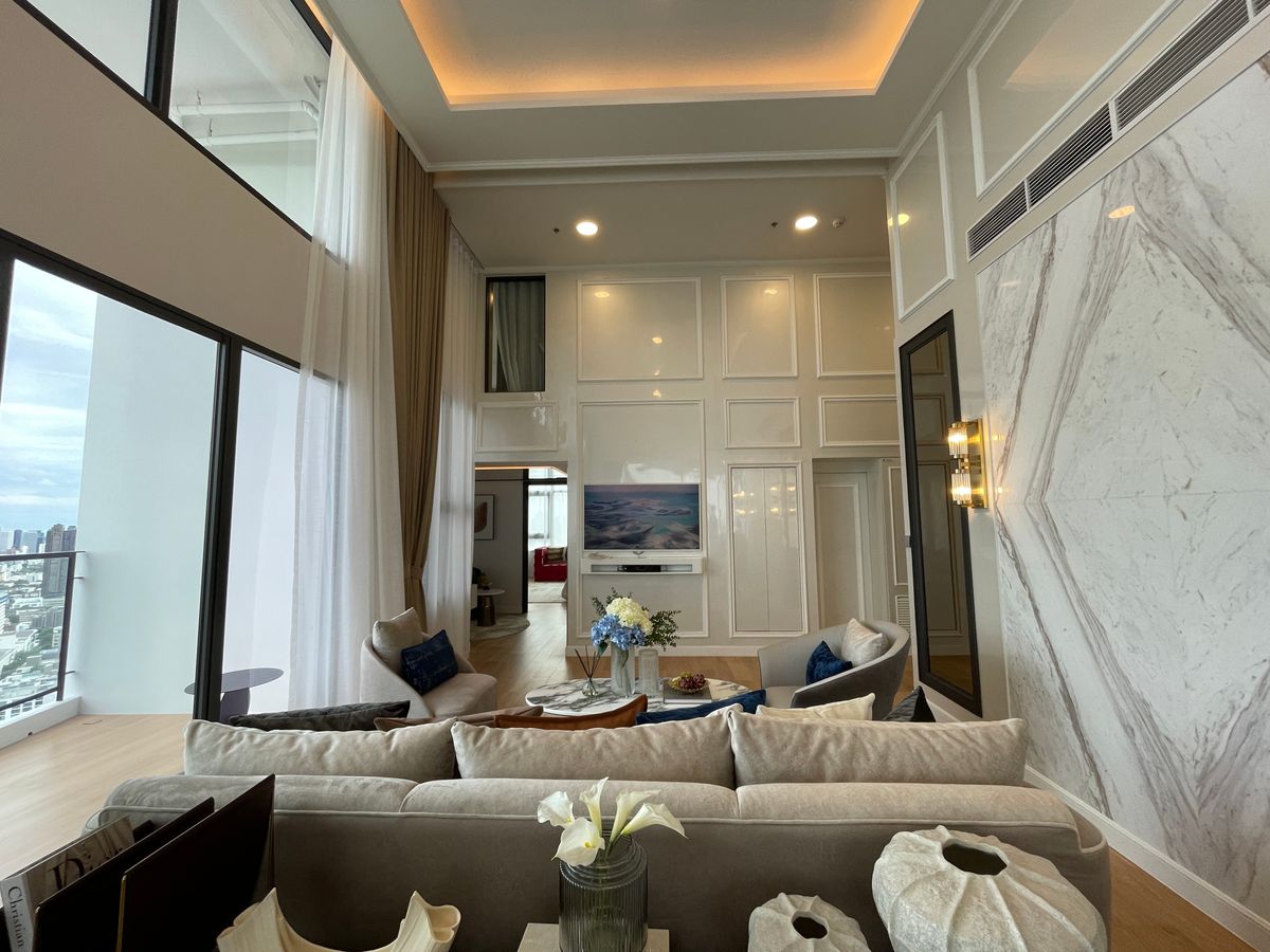 ขายคอนโดพระราม 9 เพชรบุรีตัดใหม่ RCA : ขายคอนโด แลนด์มาร์ค แอท เอ็มอาร์ทีเอ สเตชั่น: Penthouses 3 ห้องน้อน 3 ห้องน้ำ ตกแต่งครบพร้อมเข้าอยู่  นิยามใหม่ของการใช้ชีวิตใจกลางกรุงเทพฯ คอนโดมิเนียม Branded Residence โดย Cassia (Banyan Group) Mega Mixed-Use ใกล้ MRT สายสีส้ม เพียง 350 เมตร  