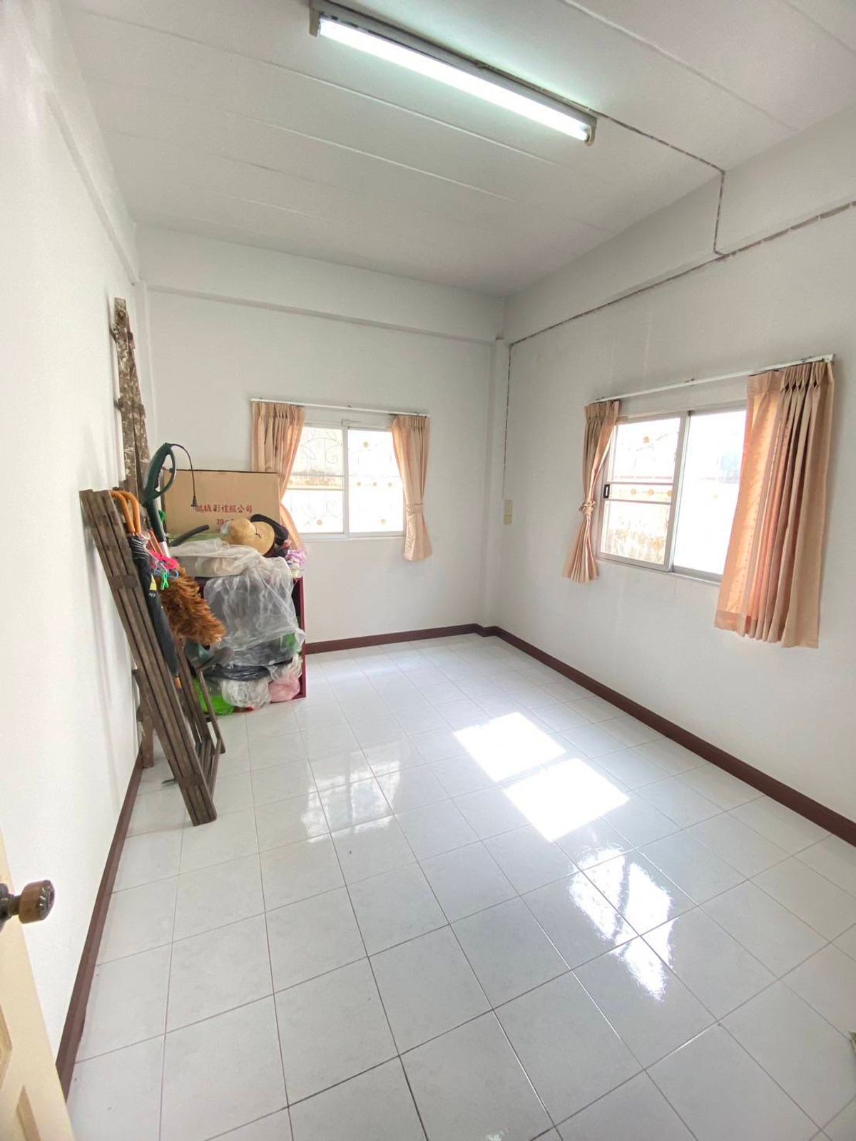 For SaleHouseBang kae, Phetkasem : The cheapest detached house in the project, good location, convenient to travel near the department stores and schools.