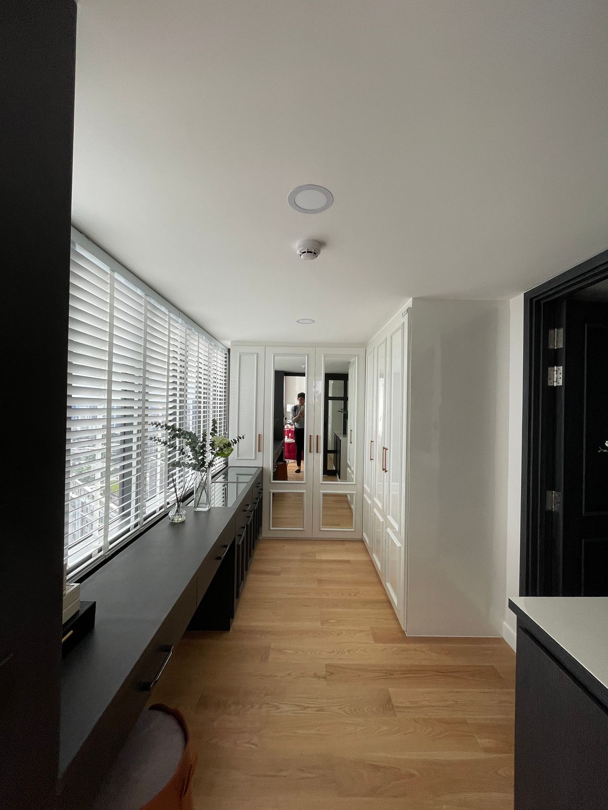 ขายคอนโดพระราม 9 เพชรบุรีตัดใหม่ RCA : ขายคอนโด แลนด์มาร์ค แอท เอ็มอาร์ทีเอ สเตชั่น: Penthouses 3 ห้องน้อน 3 ห้องน้ำ ตกแต่งครบพร้อมเข้าอยู่  นิยามใหม่ของการใช้ชีวิตใจกลางกรุงเทพฯ คอนโดมิเนียม Branded Residence โดย Cassia (Banyan Group) Mega Mixed-Use ใกล้ MRT สายสีส้ม เพียง 350 เมตร  