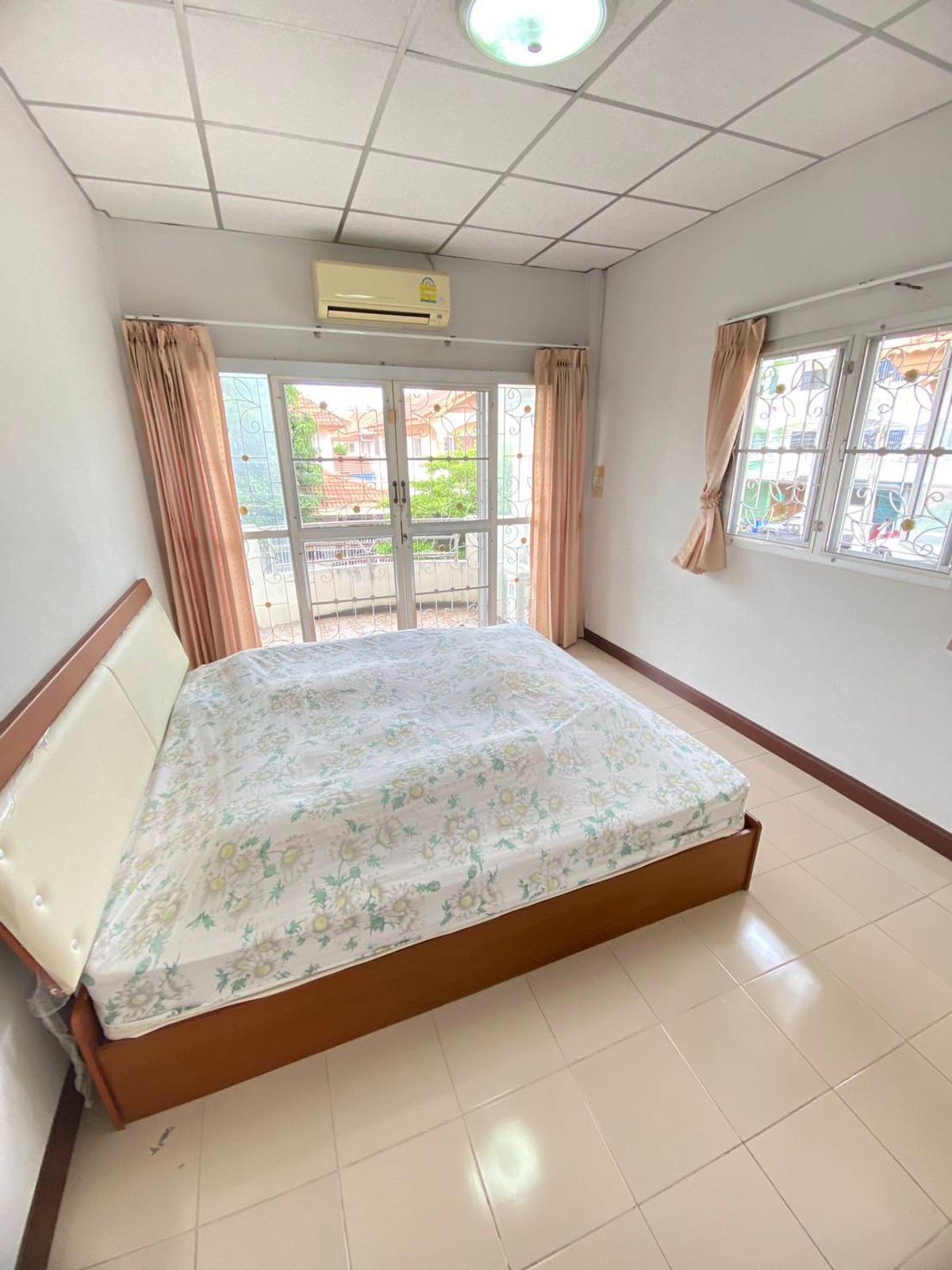 For SaleHouseBang kae, Phetkasem : The cheapest detached house in the project, good location, convenient to travel near the department stores and schools.