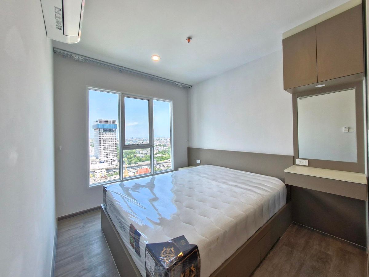 ให้เช่าคอนโดบางนา แบริ่ง ลาซาล : ว่าง ● Regent home Line ID: 0982162681