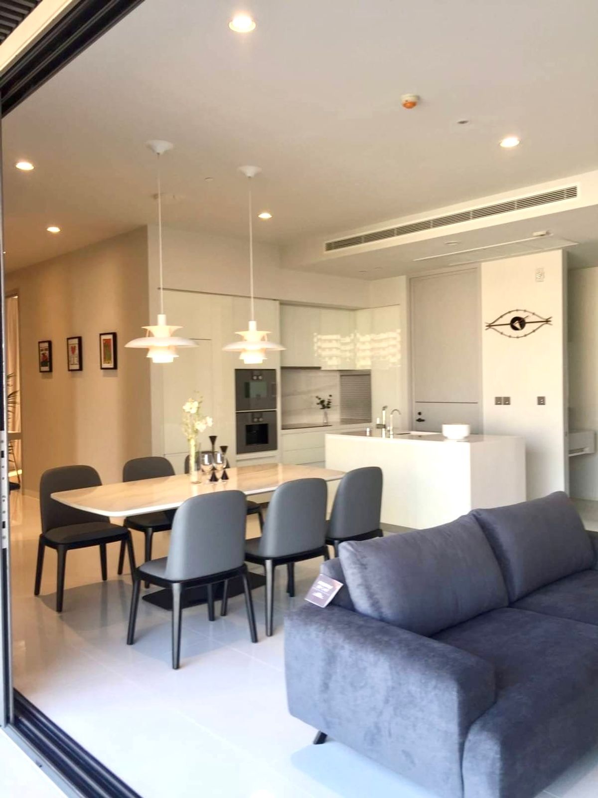 คอนโดสุขุมวิท อโศก ทองหล่อ : VITTORIO Sukhumvit 39: 2bed 3bath 137sqm  Sell: 53,000,000 Rent: 180,000/mth. Am: 0656199198