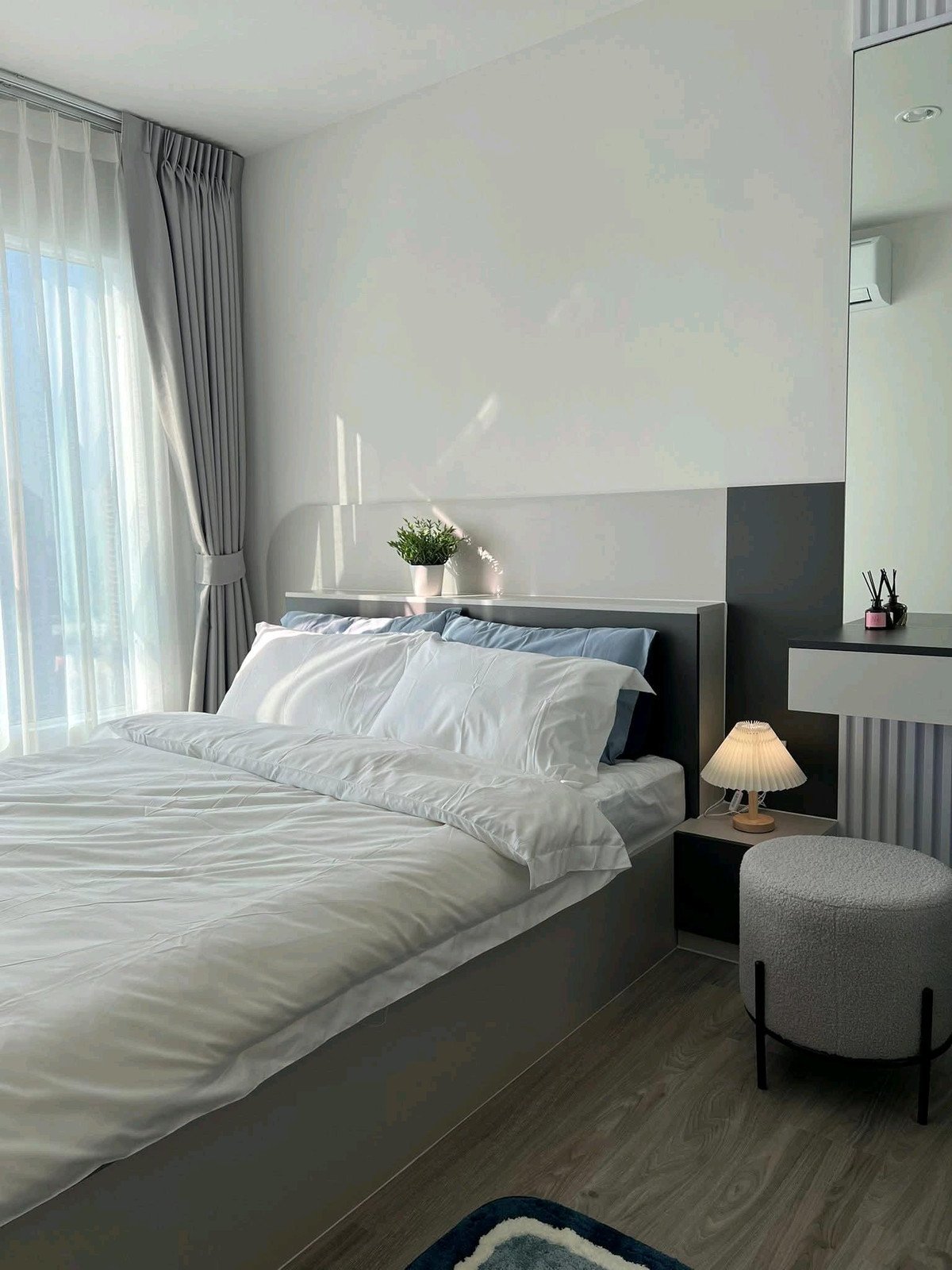 ให้เช่าคอนโดบางนา แบริ่ง ลาซาล : ว่าง ● Regent home Line ID: 0982162681