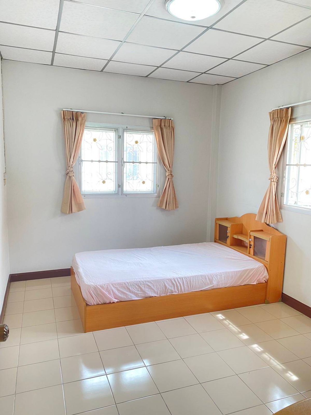 For SaleHouseBang kae, Phetkasem : The cheapest detached house in the project, good location, convenient to travel near the department stores and schools.