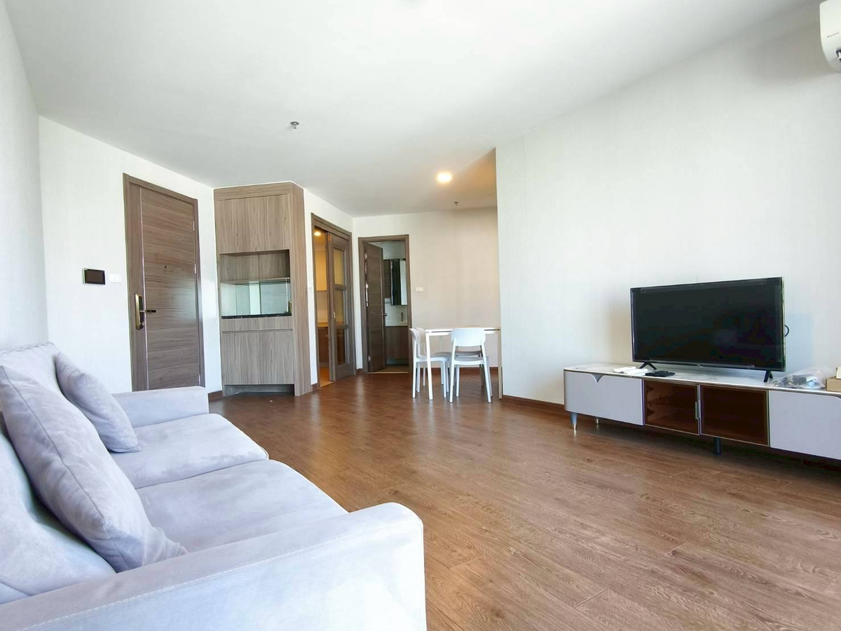 For RentCondoRatchadapisek, Huaikwang, Suttisan : 🔴23,000฿🔴 𝐀𝐫𝐭𝐢𝐬𝐚𝐧 𝐑𝐚𝐭𝐜𝐡𝐚𝐝𝐚┃Artisan Ratchada ✅ near MRT Cultural Center Happy to serve you. If interested, contact 𝙇𝙄𝙉𝙀 (very quick response):​📱 Property code​ 6812-1911📱: Line ID:@bbcondo88