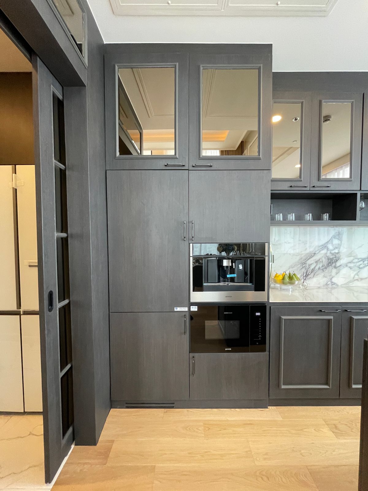 ขายคอนโดพระราม 9 เพชรบุรีตัดใหม่ RCA : ขายคอนโด แลนด์มาร์ค แอท เอ็มอาร์ทีเอ สเตชั่น: Penthouses 3 ห้องน้อน 3 ห้องน้ำ ตกแต่งครบพร้อมเข้าอยู่  นิยามใหม่ของการใช้ชีวิตใจกลางกรุงเทพฯ คอนโดมิเนียม Branded Residence โดย Cassia (Banyan Group) Mega Mixed-Use ใกล้ MRT สายสีส้ม เพียง 350 เมตร  