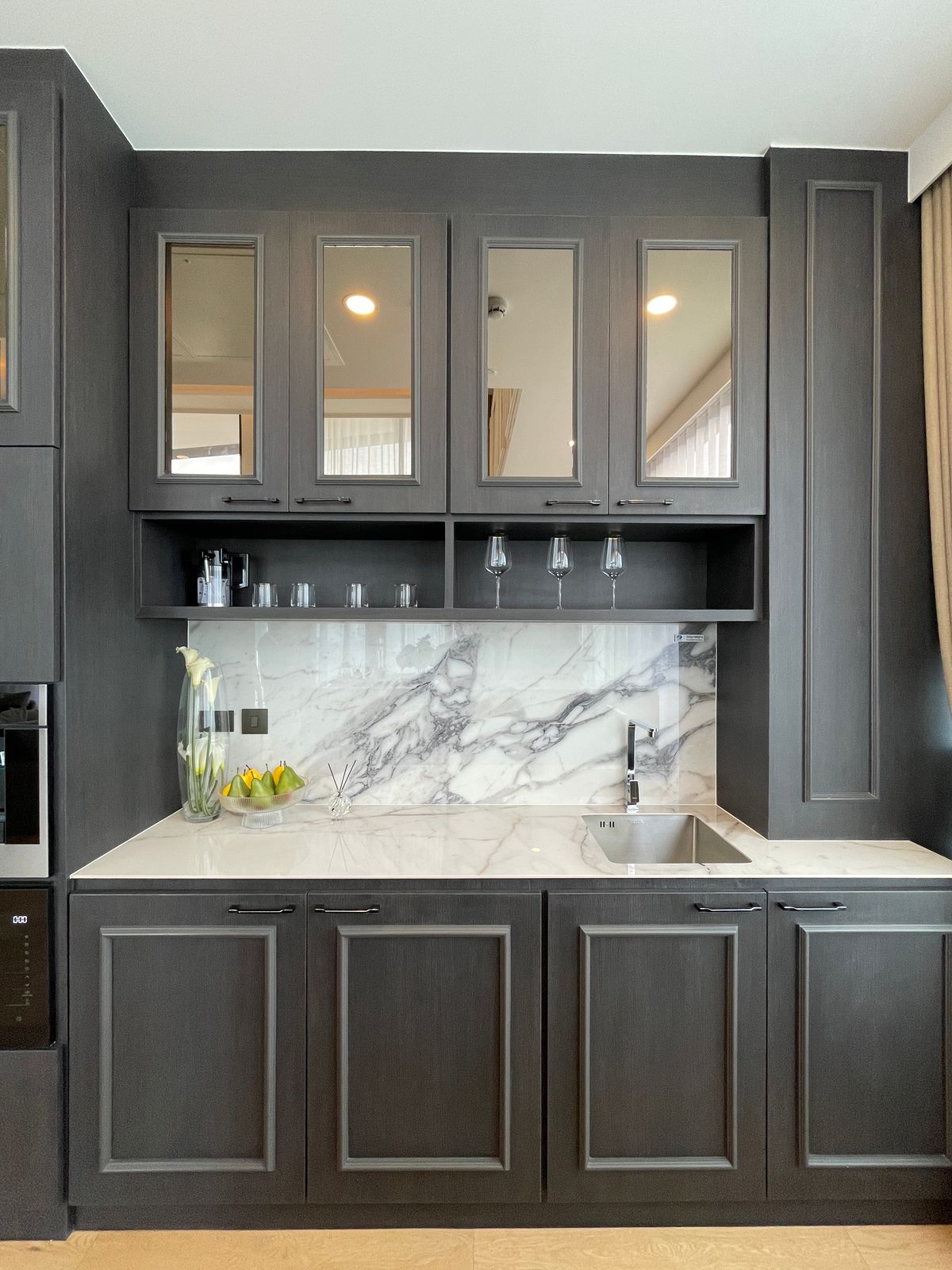 ขายคอนโดพระราม 9 เพชรบุรีตัดใหม่ RCA : ขายคอนโด แลนด์มาร์ค แอท เอ็มอาร์ทีเอ สเตชั่น: Penthouses 3 ห้องน้อน 3 ห้องน้ำ ตกแต่งครบพร้อมเข้าอยู่  นิยามใหม่ของการใช้ชีวิตใจกลางกรุงเทพฯ คอนโดมิเนียม Branded Residence โดย Cassia (Banyan Group) Mega Mixed-Use ใกล้ MRT สายสีส้ม เพียง 350 เมตร  