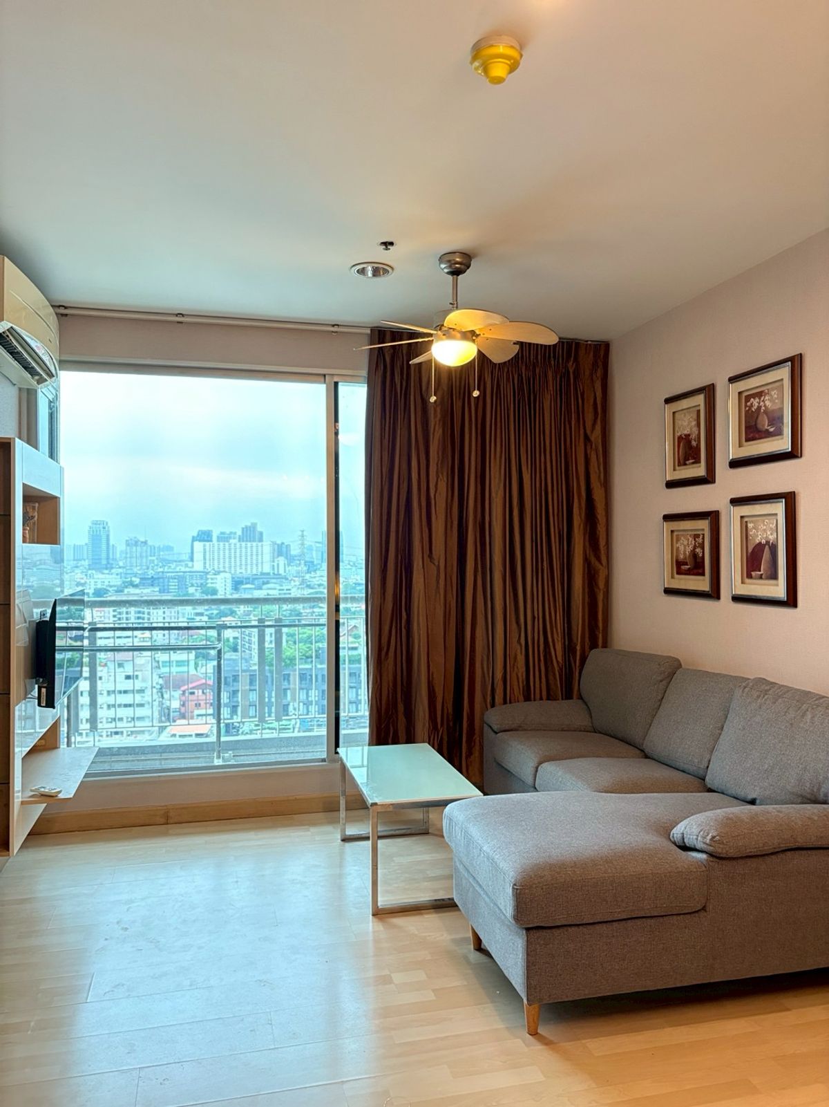 For RentCondoRatchadapisek, Huaikwang, Suttisan : 2 BEDROOM COZY SPACE FOR LIVING | RHYTHM RATCHADA | LINE : @SOMETHINGESTATE