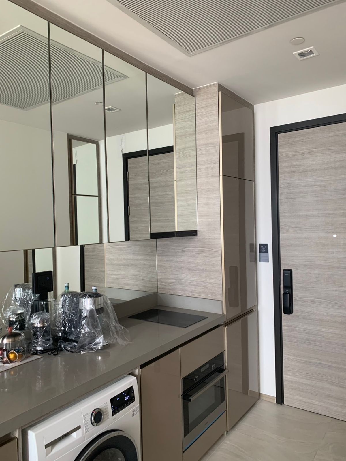 ให้เช่าคอนโดลาดพร้าว เซ็นทรัลลาดพร้าว : 🔥ให้เช่าด่วน🔥The Crest Park Residences ห้องสวย เฟอร์นิเจอร์ครบ อยู่ใกล้  BTS/MRT ❗