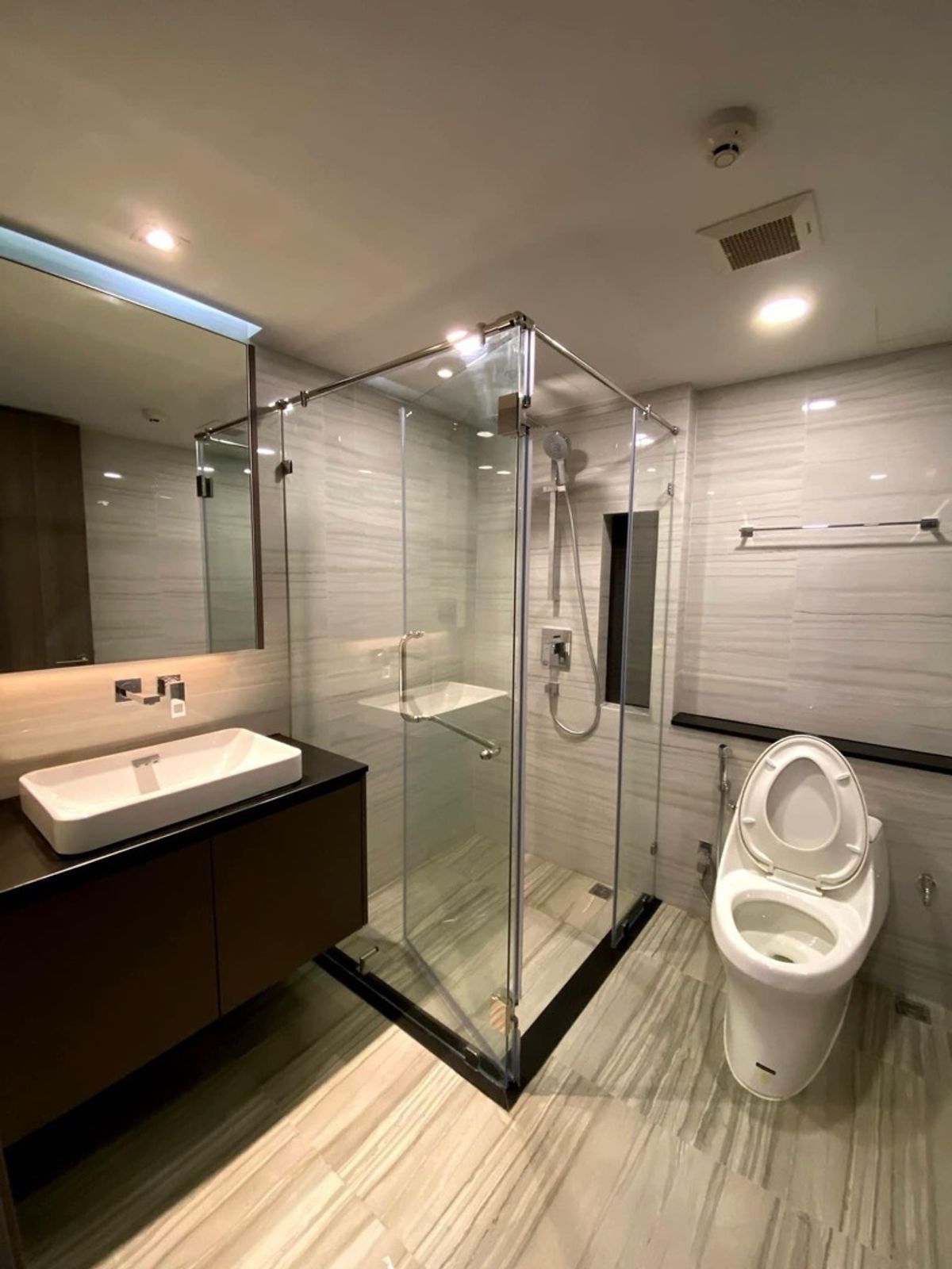 For RentCondoSiam Paragon ,Chulalongkorn,Samyan : 🔥For urgent rent🔥KLASS SIAM, beautiful room, fully furnished, ready to move in, near MBK-Siam❗