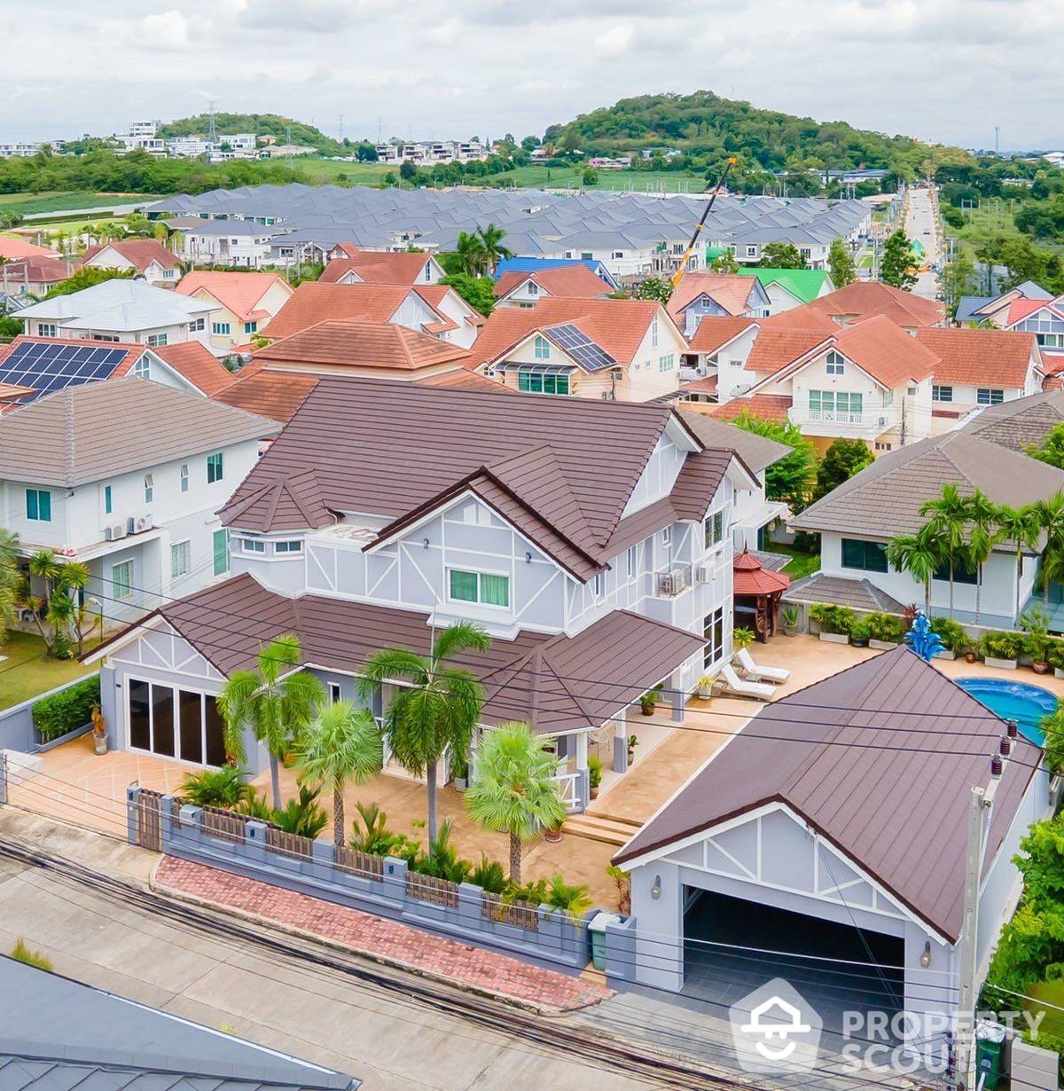 ขายบ้านศรีราชา แหลมฉบัง บ้านบึง : บ้าน 5-ห้องนอน ใกล้ พัทยาตะวันออก