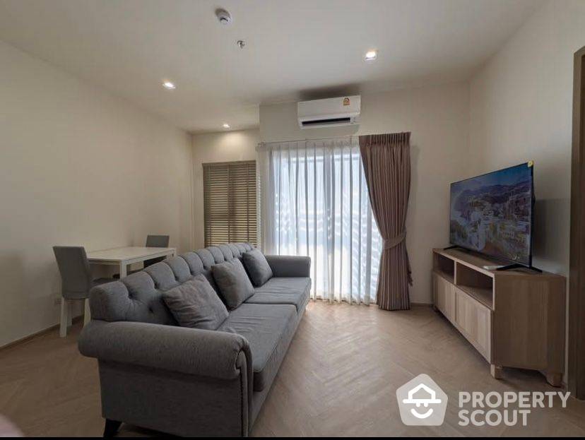 For SaleCondoWongwianyai, Charoennakor : 1-BR Condo at Na Reva Charoennakhon near BTS Pho Nimit